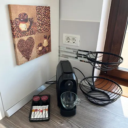 Venetia Apartament - *