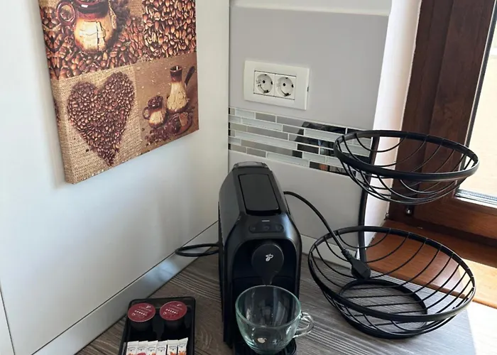 Venetia Apartament - *