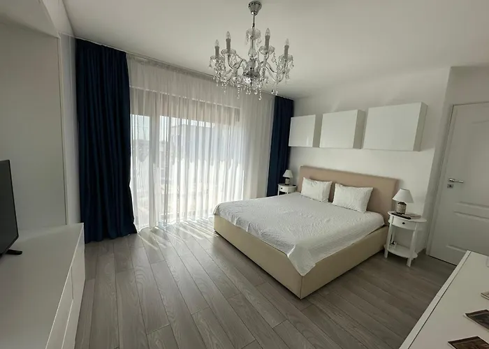 Venetia Apartament - *
